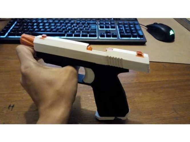 Toy gun that sh00ts plastic at anime girls 3D Print 400690