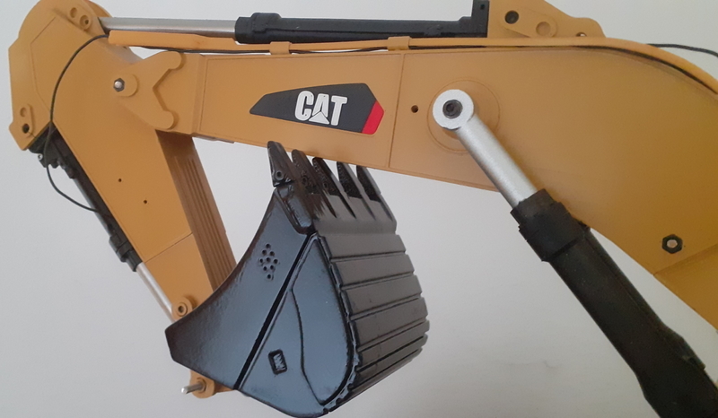  mechanical bucket cat 390 f