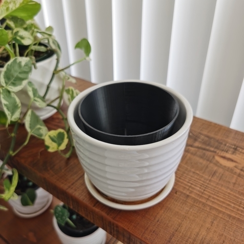 10 cm Plant Nursery Pot with side slit 3D Print 401278
