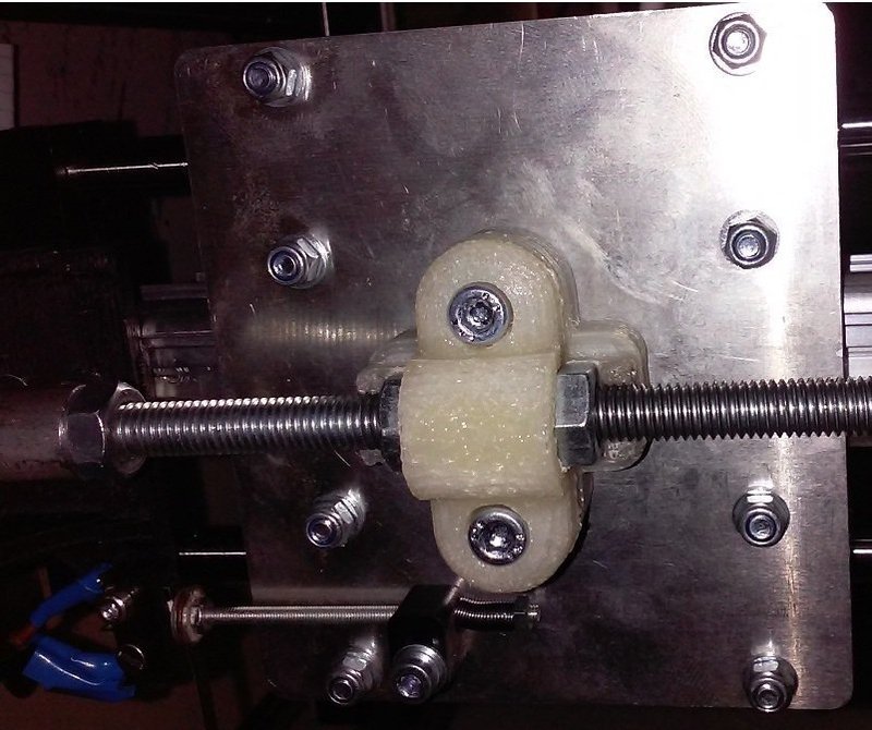simple z axis with long nuts