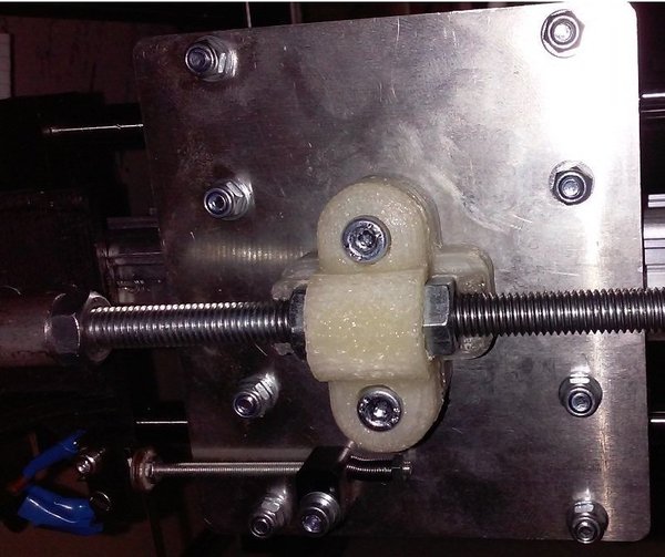 simple z axis with long nuts