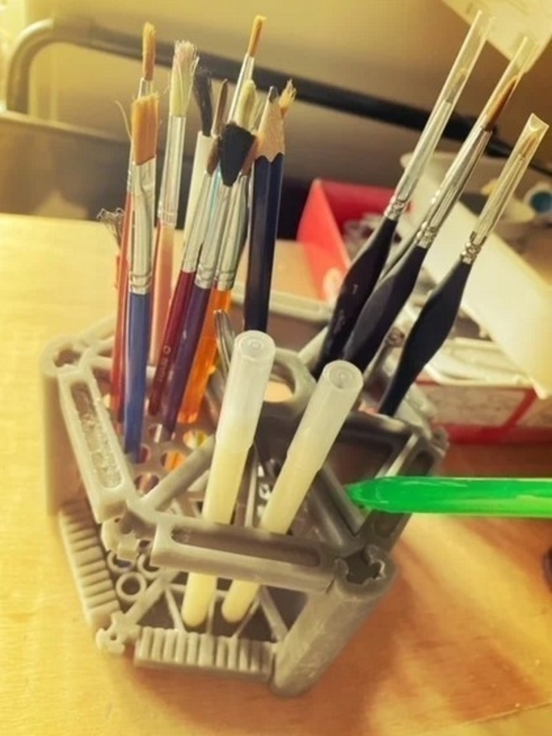 HEX Paint Brush Holder