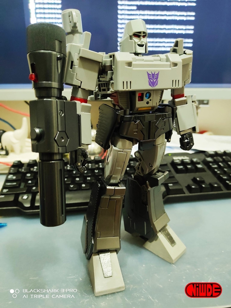 ​MP-36 Megatron (Feet Add-on)