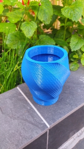 Flower Pot twisted octogone / Pot de fleur octogone tordu 3D Print 406164