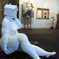 House Wife - Thumbnail 2