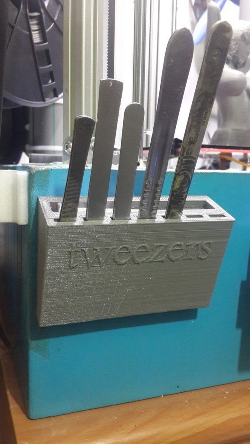 TWEEZERS TOOL HOLDER