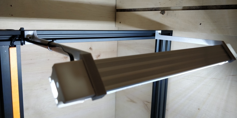 light fixture for any 3D printer(with aluminium extrusions)