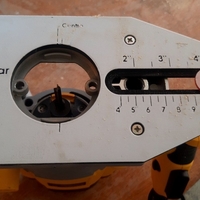 BASE COMPAS PARA SACAR CIRCULOS CON ROUTER STANLEY SRR1200-B2 - Thumbnail 4