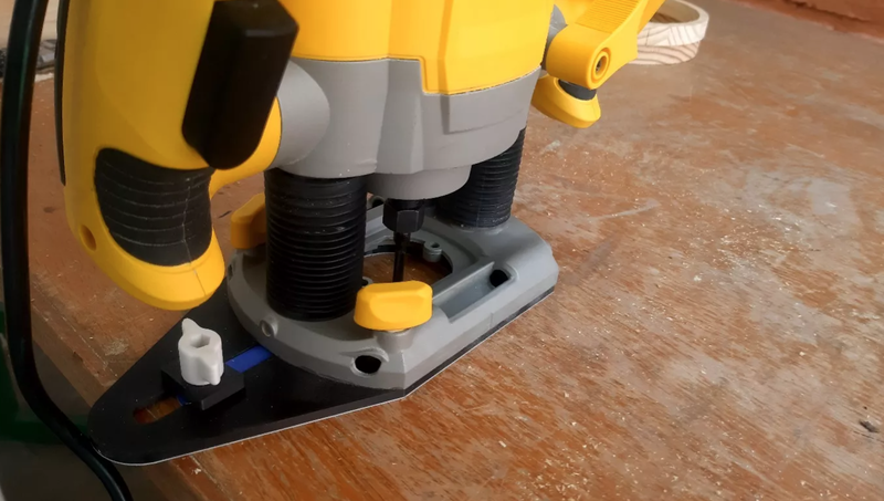 BASE COMPAS PARA SACAR CIRCULOS CON ROUTER STANLEY SRR1200-B2