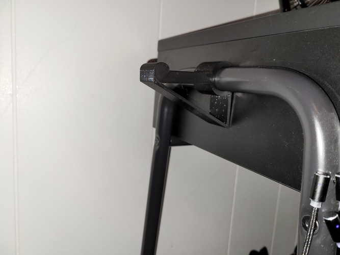 Headset mount for IKEA SETSKOG