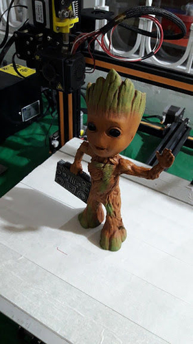 Groot con grabadora 3D model 3D Print 417231