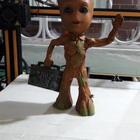 Groot con grabadora 3D model - Thumbnail 2