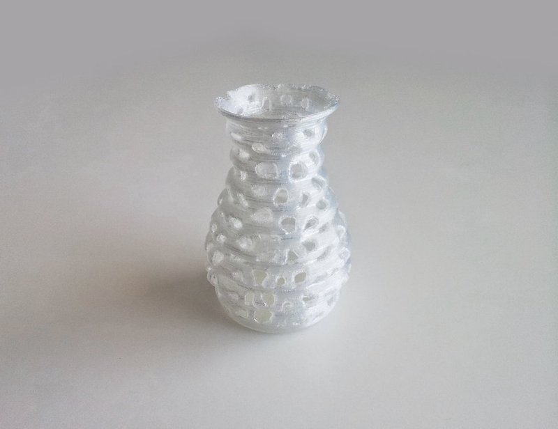 Voronoi Form Vase 1