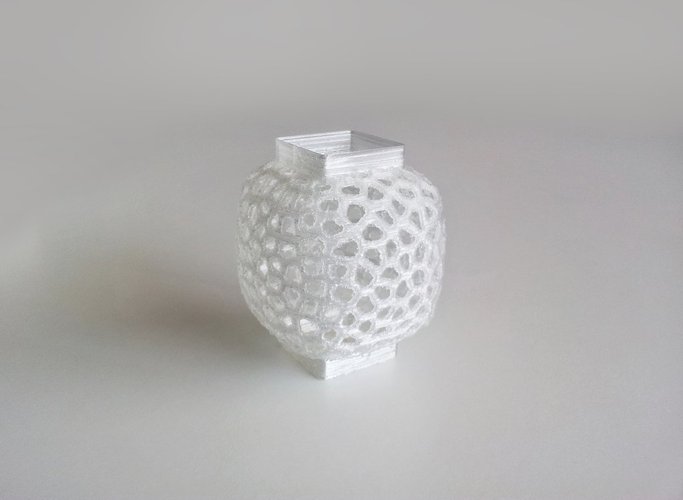 Voronoi Wind Vase 1 3D Print 45023
