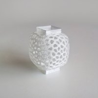 Voronoi Wind Vase 1 - Thumbnail 1