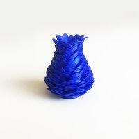 Leaf Vase 1 - Thumbnail 3
