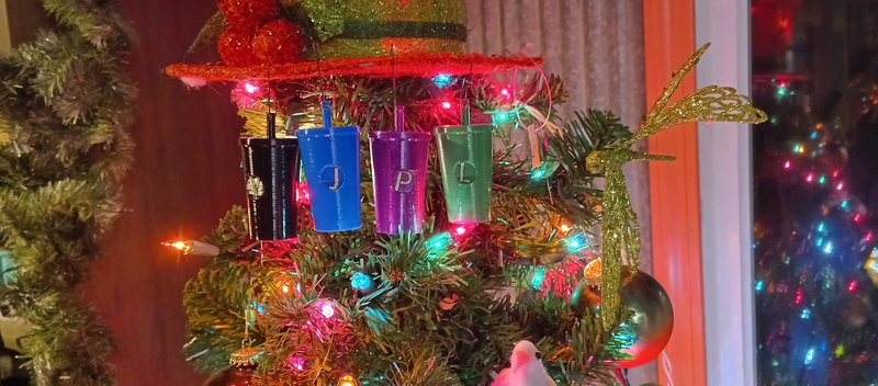 Smoothie shake fountain drink cup keychain ornament pendant