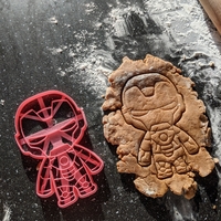 Iron Man XL Cookie Cutter - Thumbnail 3