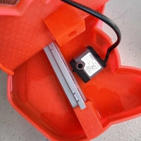 CAT DRINKING FOUNTAIN - Thumbnail 2