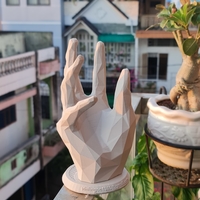 Lowpoly hand - Thumbnail 3