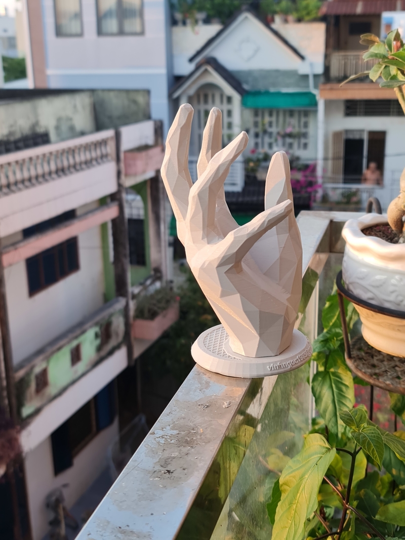 Lowpoly hand
