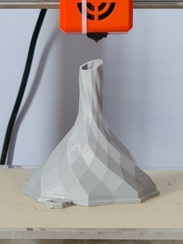 Twisted diamond funnel 3D Print 475227