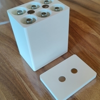 Box for 6 x 12gr Co2 Cartridge with magnets. - Thumbnail 2