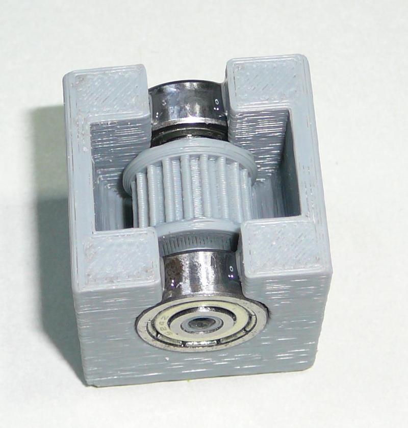 Geoff's Y-Axis Idler Pulley & Gear for Solidoodle2 - all 3D prin