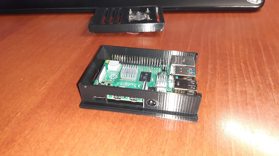 Socket case for Raspberry Pi 4 with fan 3D Print 477628