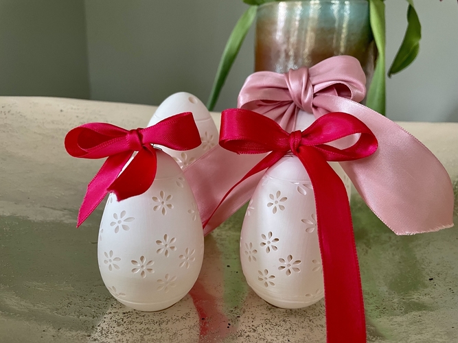 Easter Egg with flower petals  3D Print 478488