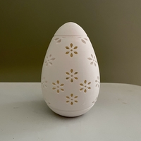 Easter Egg with flower petals  - Thumbnail 2