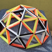 Geodesic dome toy - Thumbnail 1