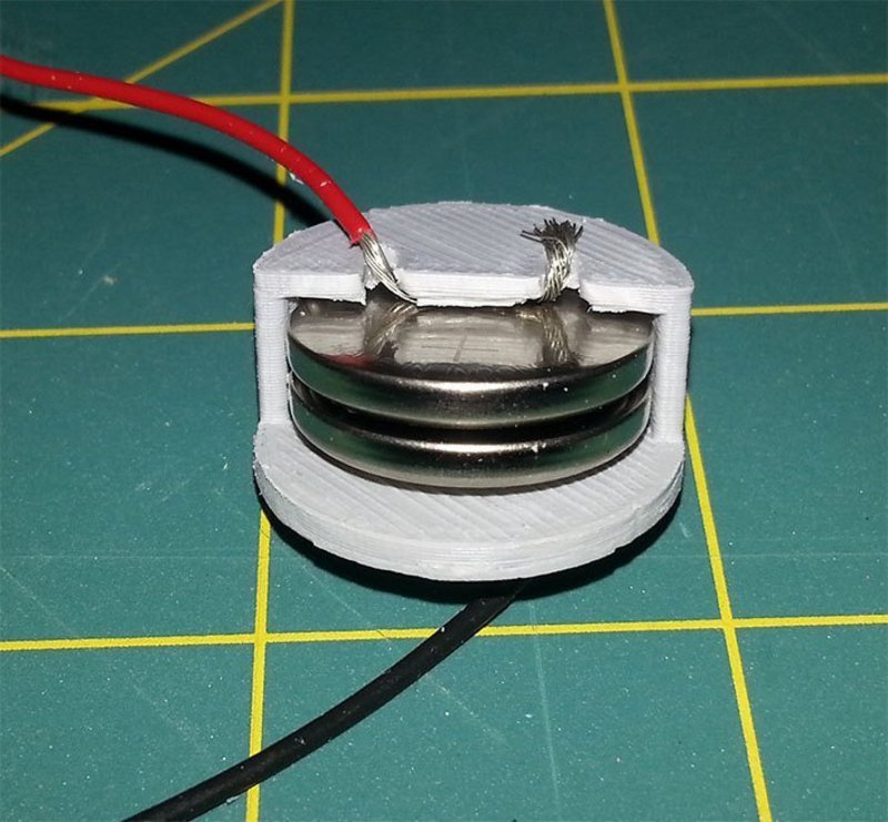 Dual CR2032 Battery Holder