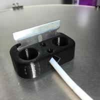 Tubing Cutter - One Piece Guillotine  - Thumbnail 2