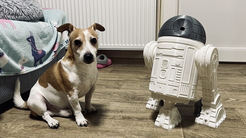 Star Wars R2D2 droid (Dark2D2 - modified own design)