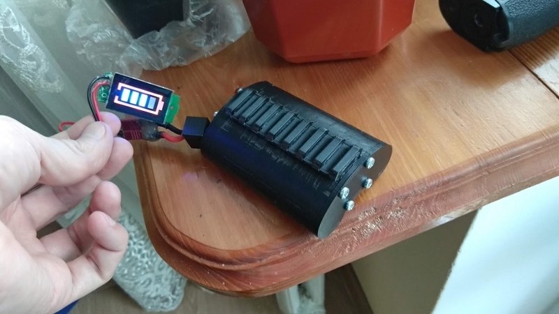 AIRSOFT CASE FOR 18650 BATTERIES (3S 11,1 V - PEQ BOX )