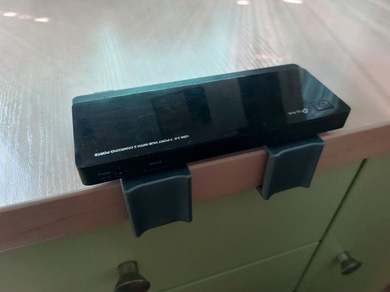 TP-Link UH720 handle