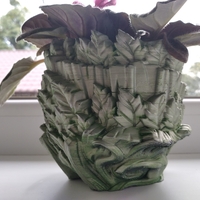 POT FOR PLANTS OR FLOWERS - Thumbnail 3