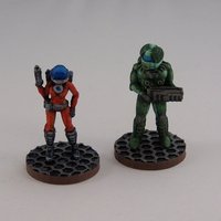 Space Girl (28mm Miniature) - Thumbnail 2
