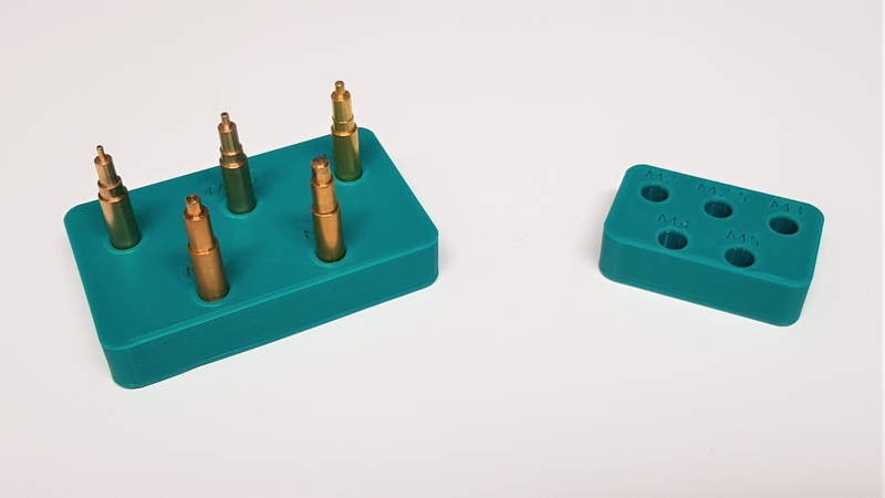 storage block for soldering tips for threaded inserts 