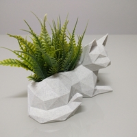 Low Poly Cat vase/planter - Thumbnail 3
