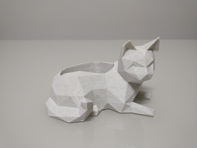 Low Poly Cat vase/planter 3D Print 492672