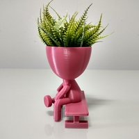 Robert Plant vase/planter - Thumbnail 1