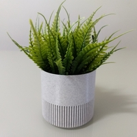 Modern vase/planter - Thumbnail 2
