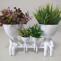 Robert Plant Family vase/planter - Thumbnail 1