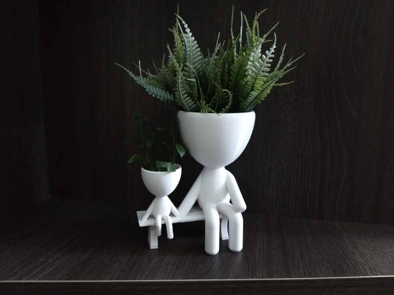 Robert Plant vase/planter