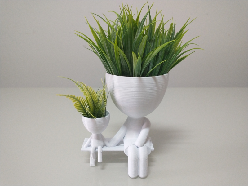 Robert Plant vase/planter