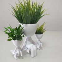 Robert Plant vase/planter - Thumbnail 2
