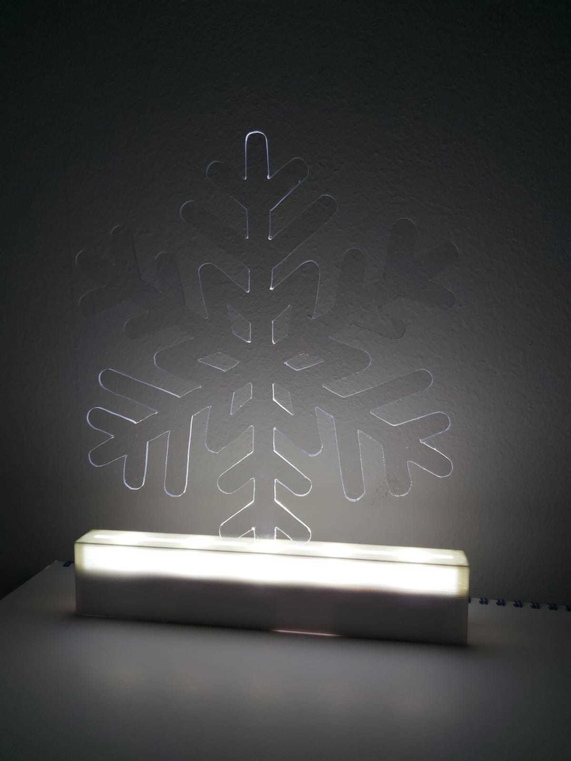 Snowflake lamp