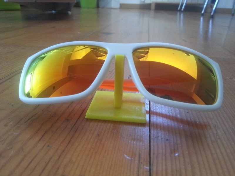 Glasses support